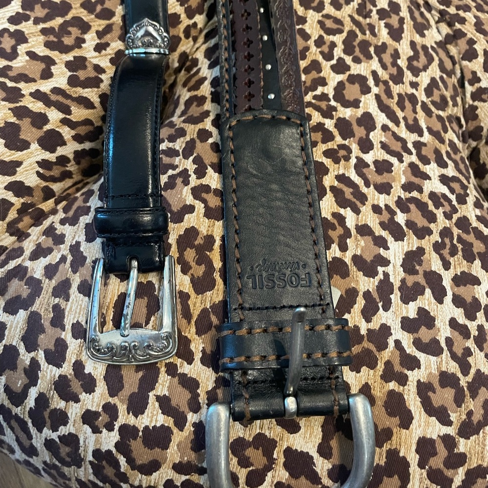 Lot of 2 Fossil M Medium Leather belts
